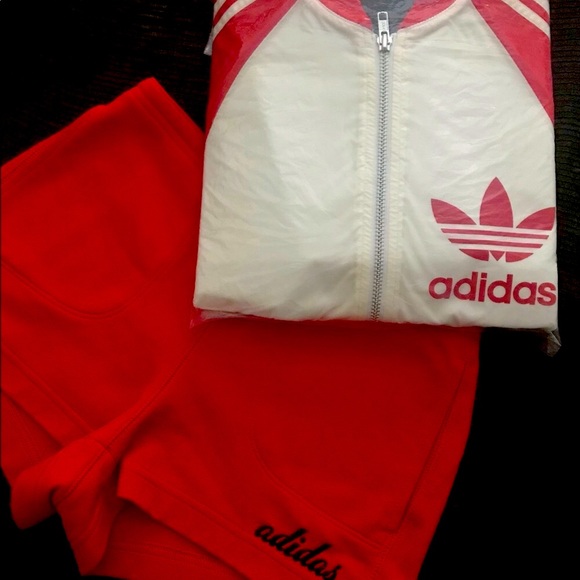 Vintage ADIDAS Jacket & Hot Pants - Picture 2 of 16